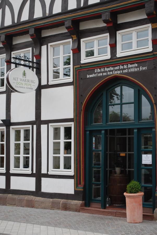 Alt Warburg Hotel Exterior photo