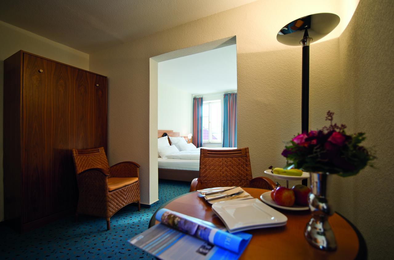 Alt Warburg Hotel Exterior photo